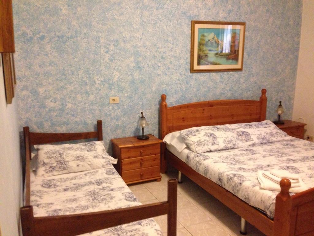 B & B Leonard Acqui Rome Ruang foto