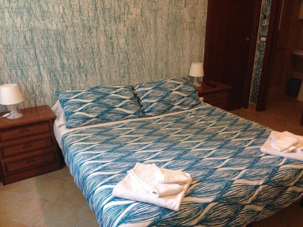 B & B Leonard Acqui Rome Ruang foto